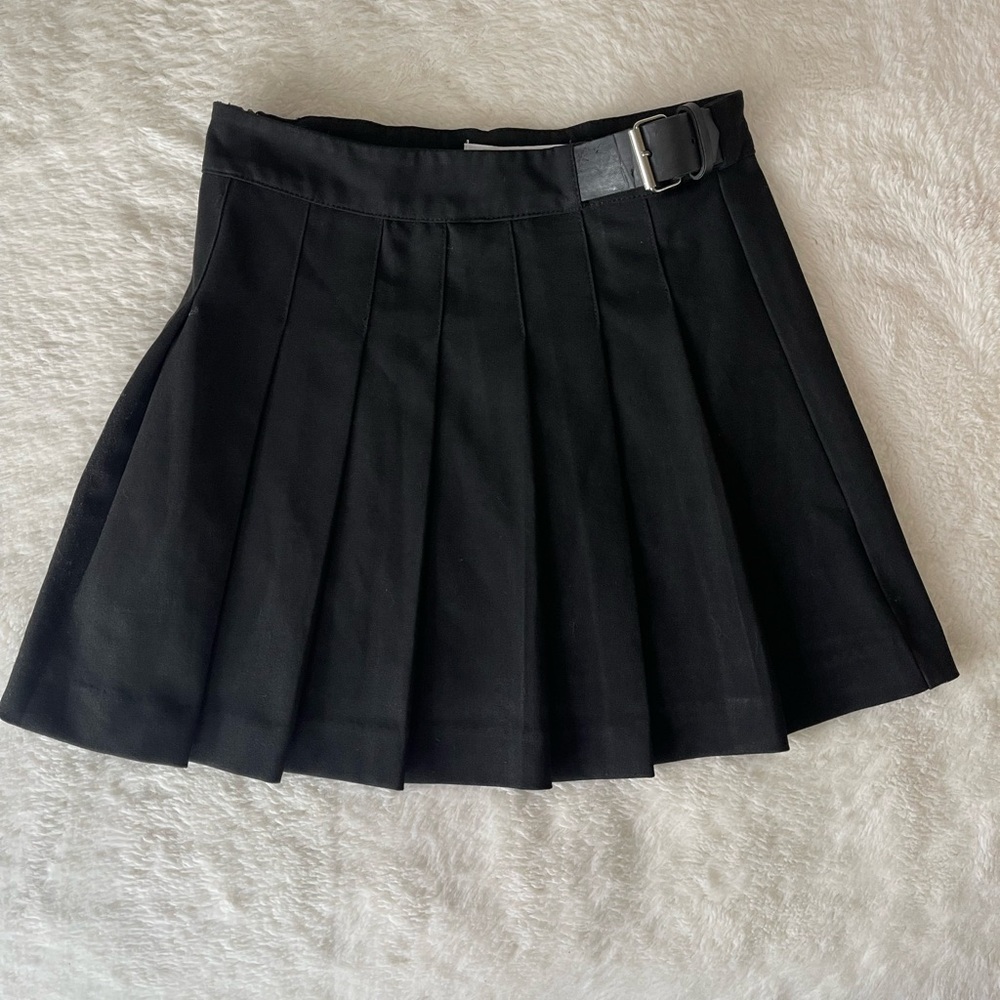 Zara Black Pleated Skirt size 8